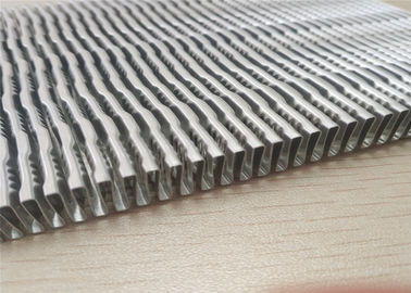 قطع غيار الألومنيوم التبادل الحراري زعنفة استبدال قطع غيار السيارات حياة طويلة